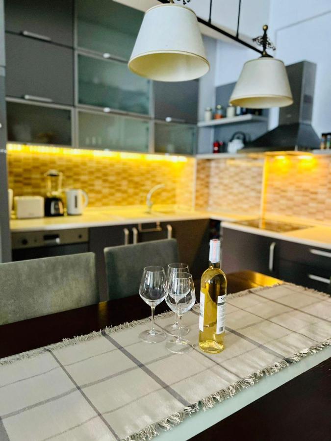 My Home In Prishtina - Spacious & Cozy 2Br Apartment With Balcony Приштина Екстер'єр фото