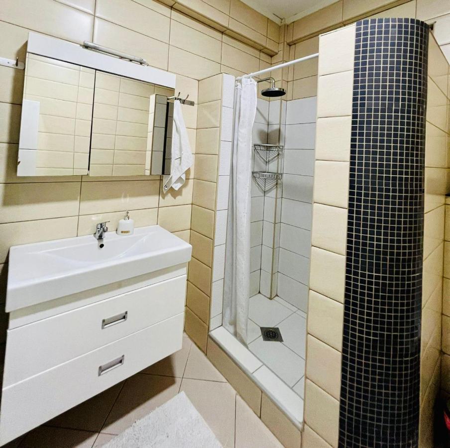 My Home In Prishtina - Spacious & Cozy 2Br Apartment With Balcony Приштина Екстер'єр фото